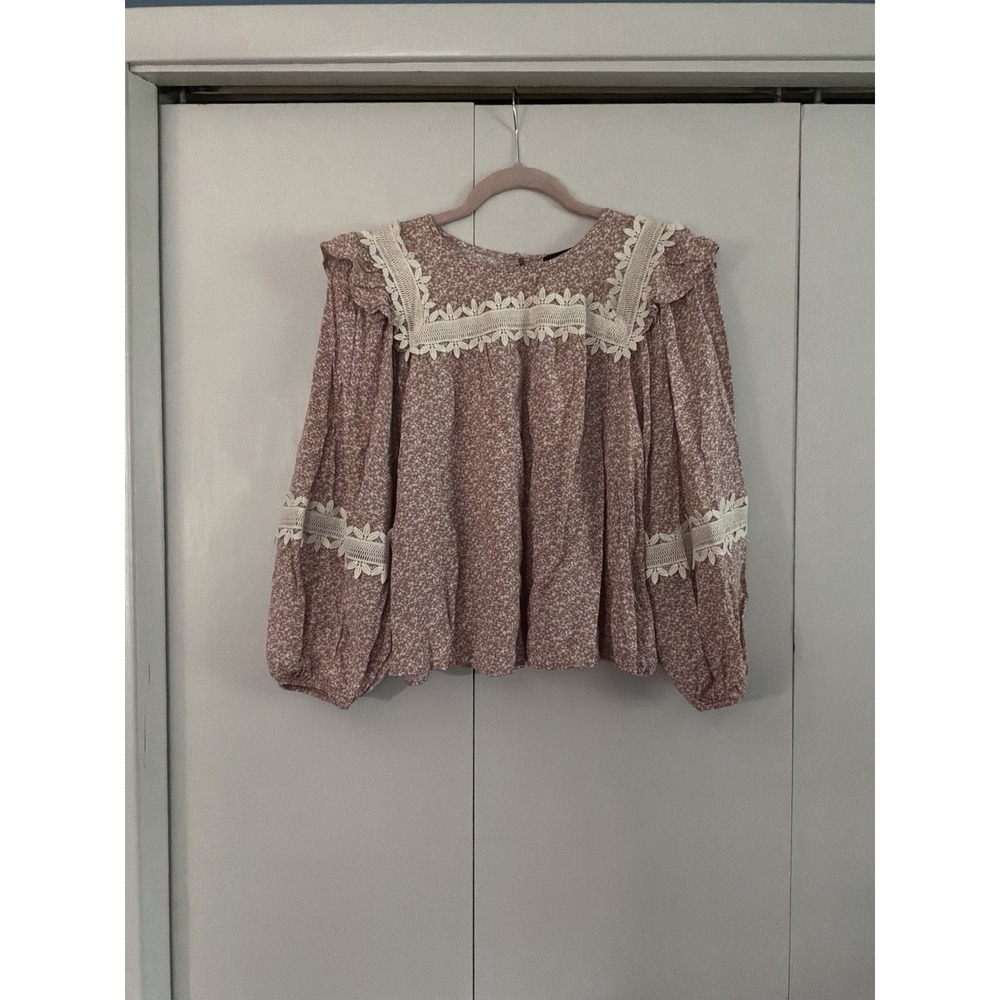 Alice Blue Size M Floral Print‎ Blouse W/Lace Trim Lantern Sleeves Cottage 21x18